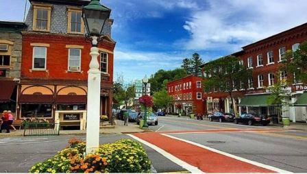 downtown Woodstock VT