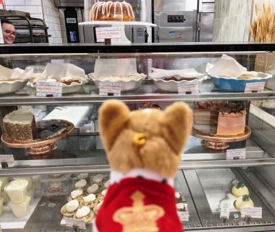 toby at bakery