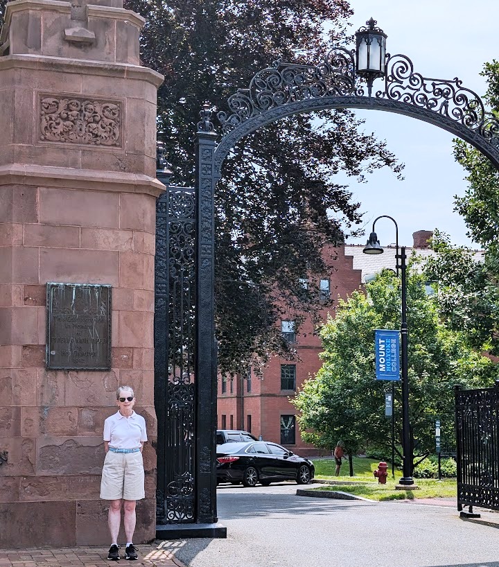 Mt. Holyoke College gate Mt. Holyoke College gate
